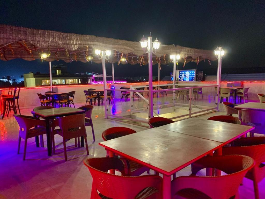Khufu Pyramids Hotel Kafret el-Gabal Dış mekan fotoğraf